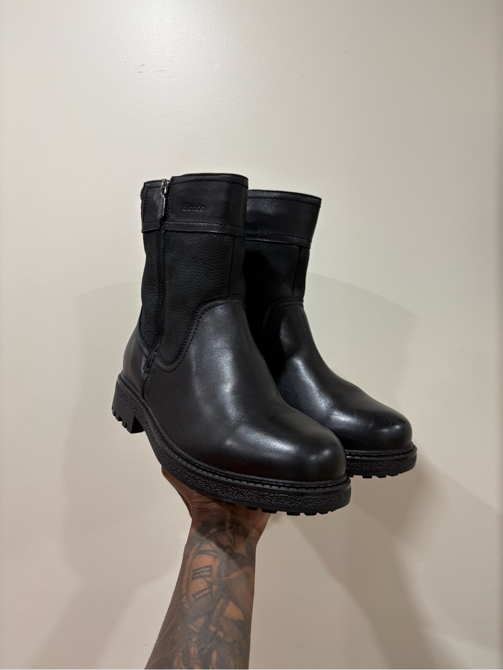 Classic Blondo Leather Chelsea Boots